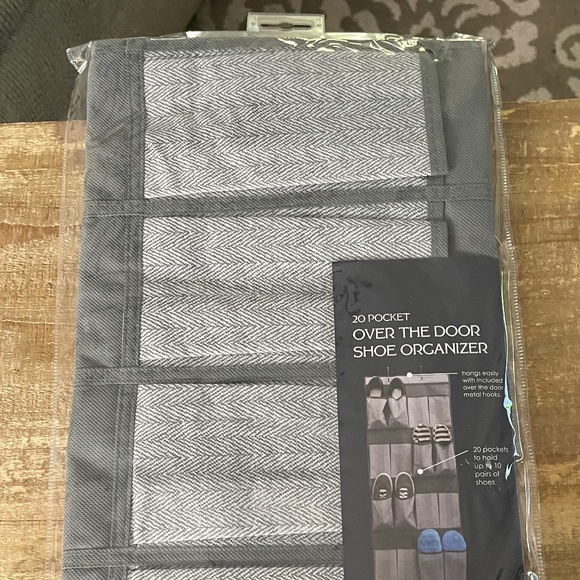 Home Basics 20 Pocket Over The Door Shoe Organizer Grey - Picture 3 of 5